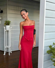 Load image into Gallery viewer, HNTR Louie Gown
