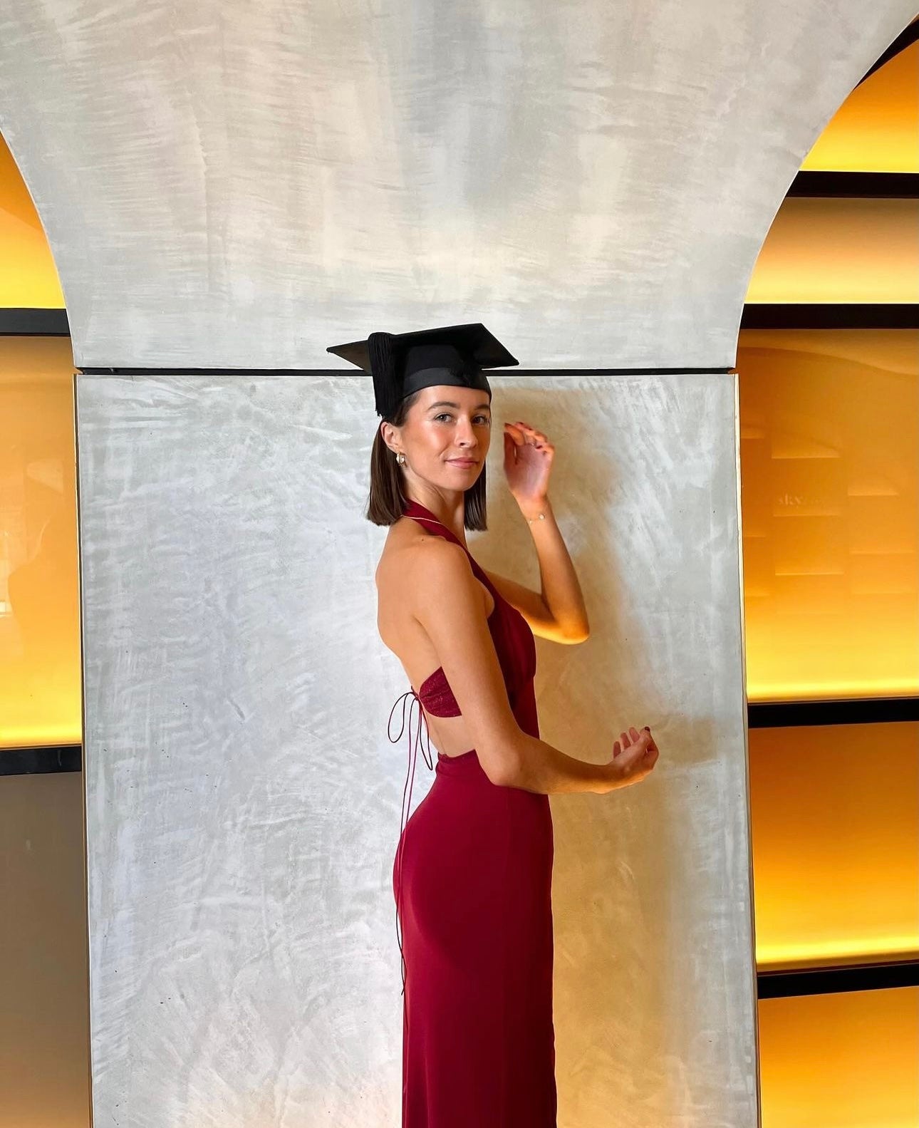 Decondurate Gemona Gown