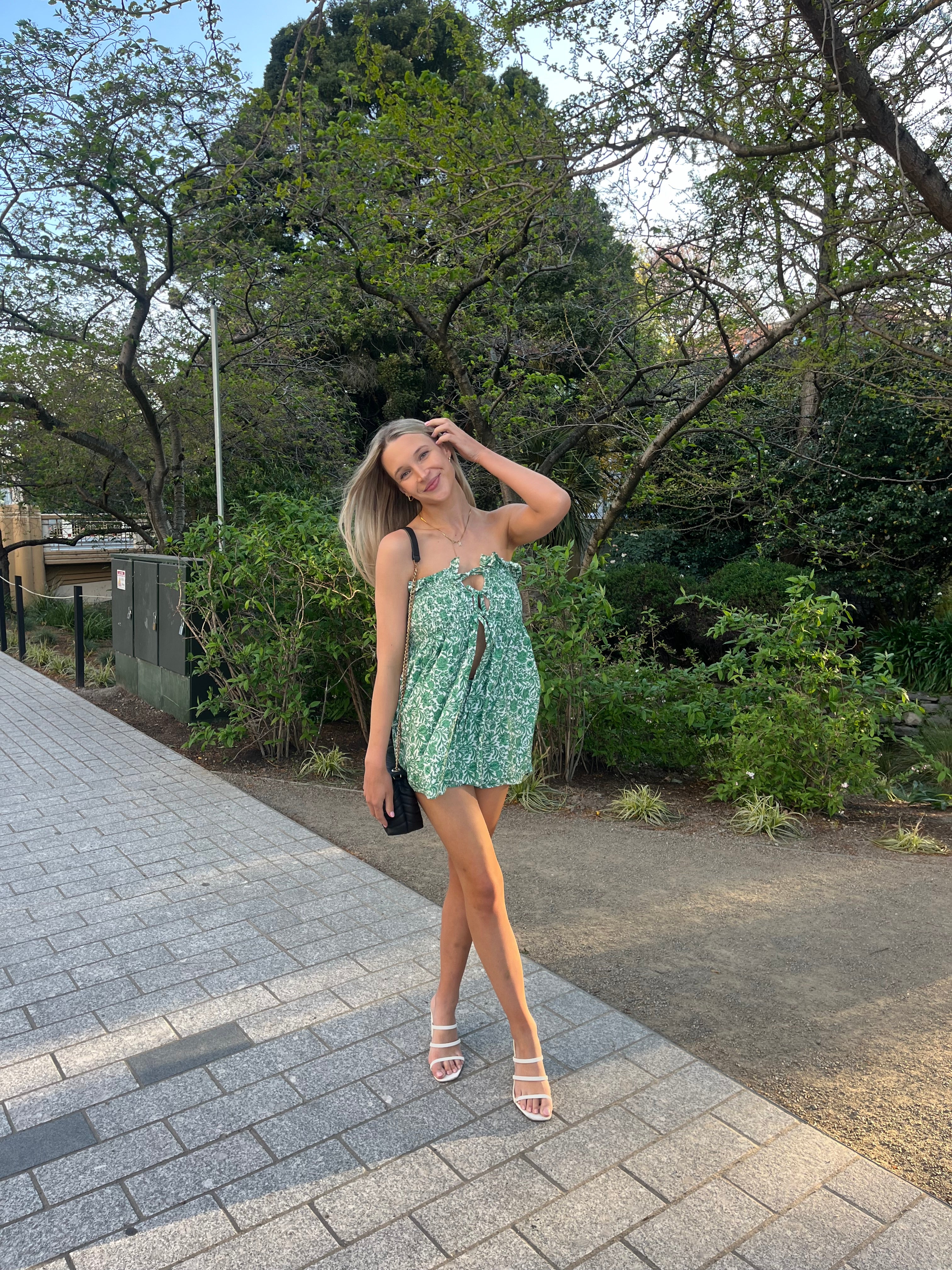 Caitlin Crisp Victoria Set