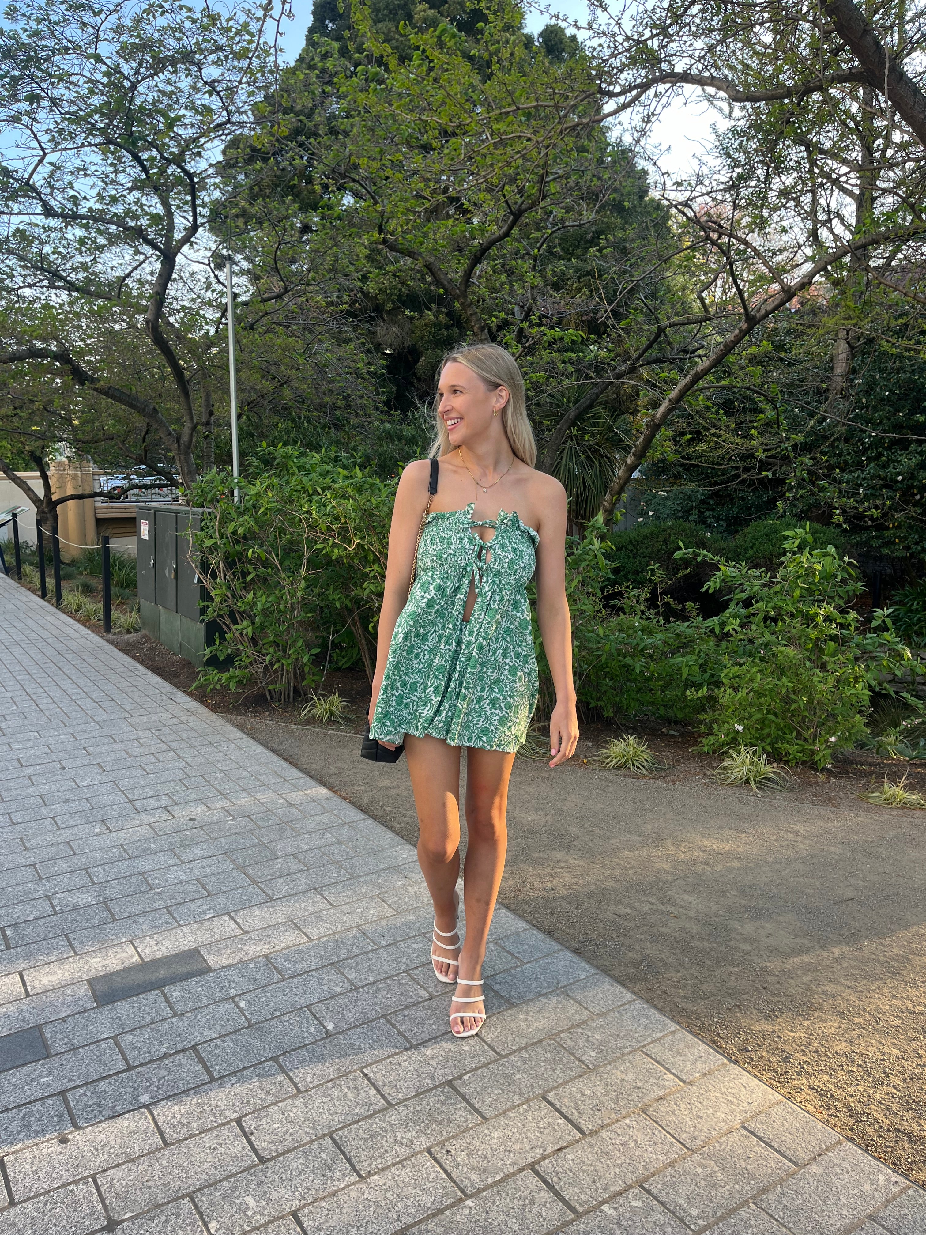 Caitlin Crisp Victoria Set