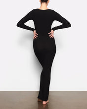 Load image into Gallery viewer, Skims Long Sleeve Maxi
